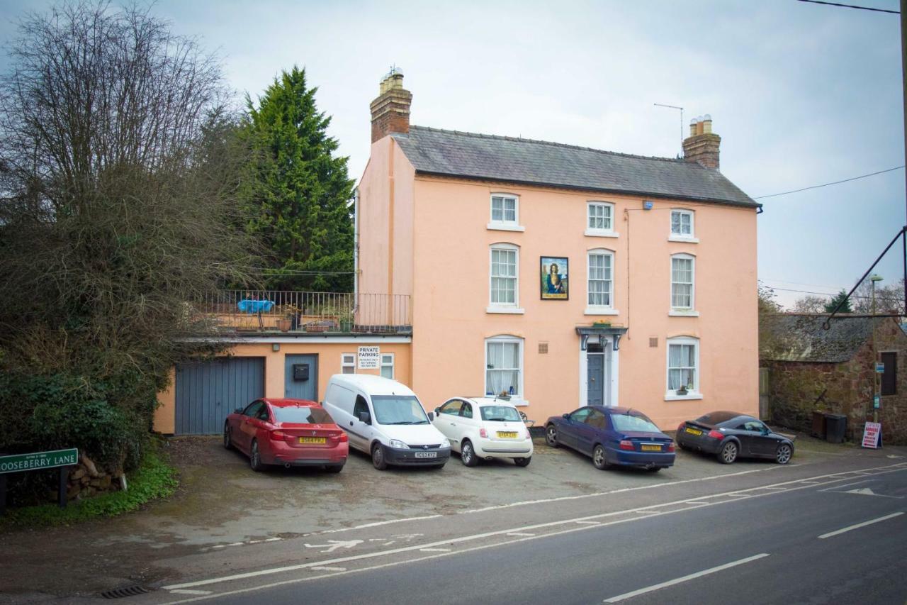 The Benbow Inn At Ruyton-Xi-Towns المظهر الخارجي الصورة